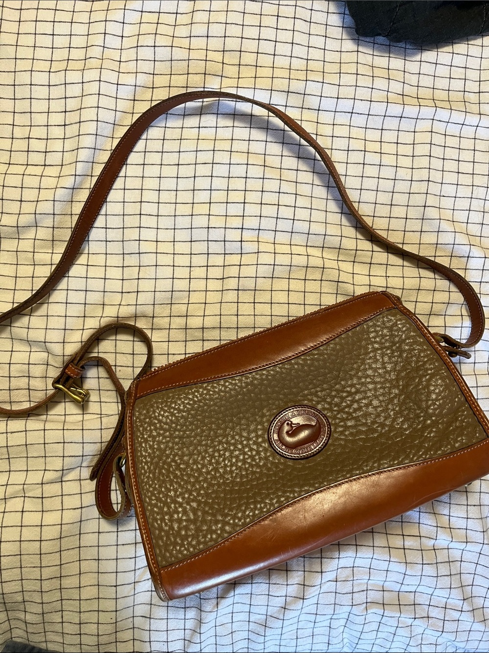 VTG Dooney & Bourke Brown and Olive Pebbled Leather Crossbody
